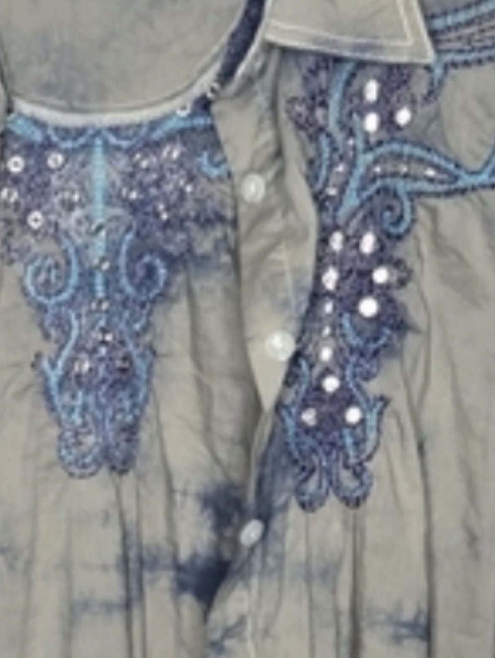 ROAR Tie-dye W Sheer Lace-Back Embroidery Shirt - Picture 6 of 7